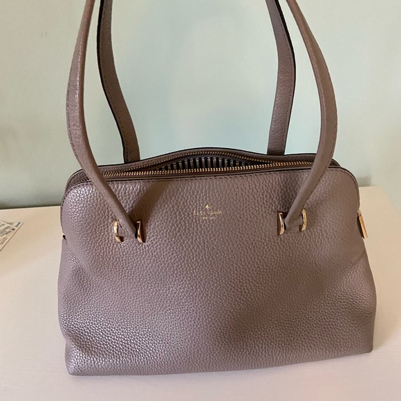 Kate Spade Handbag in Tan/Natural Gray Pebbled Leather - Picture 3 of 13